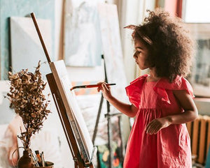 Cuidado del cabello para niños con cabello afro y rizos: sin estrés
