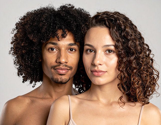Lockenstruktur wiedererlangen – Sofort-Definition & Frizz-Kontrolle - AFROSTYLE